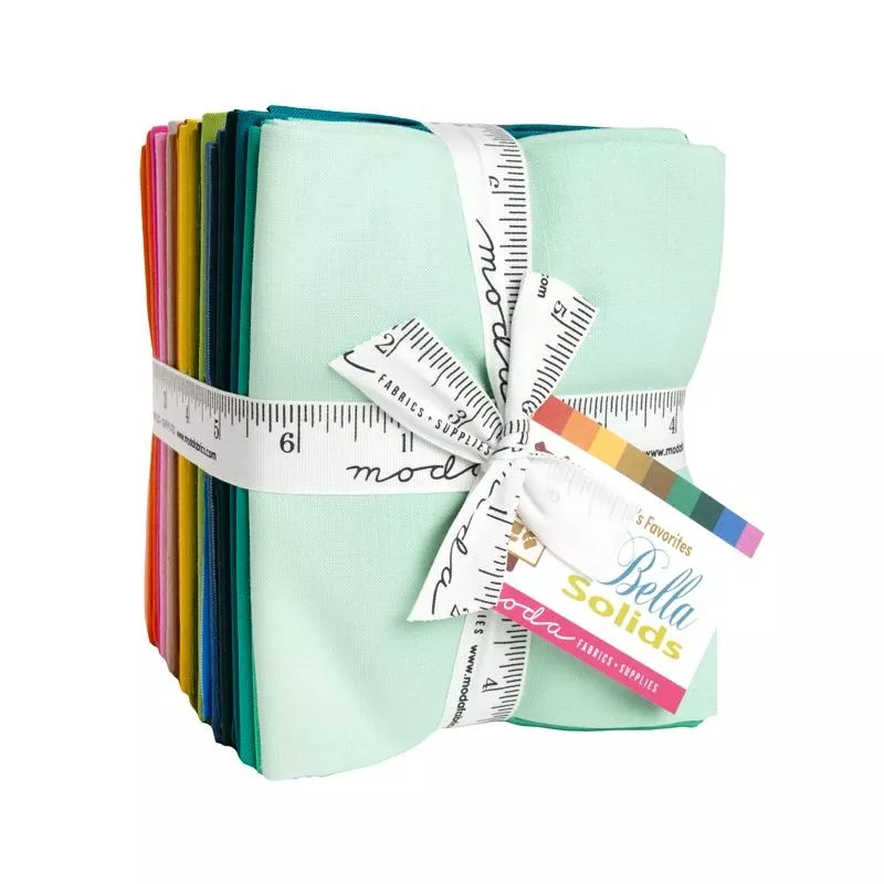 (25) Bella Solids 2025 Fat Quarter Bundle