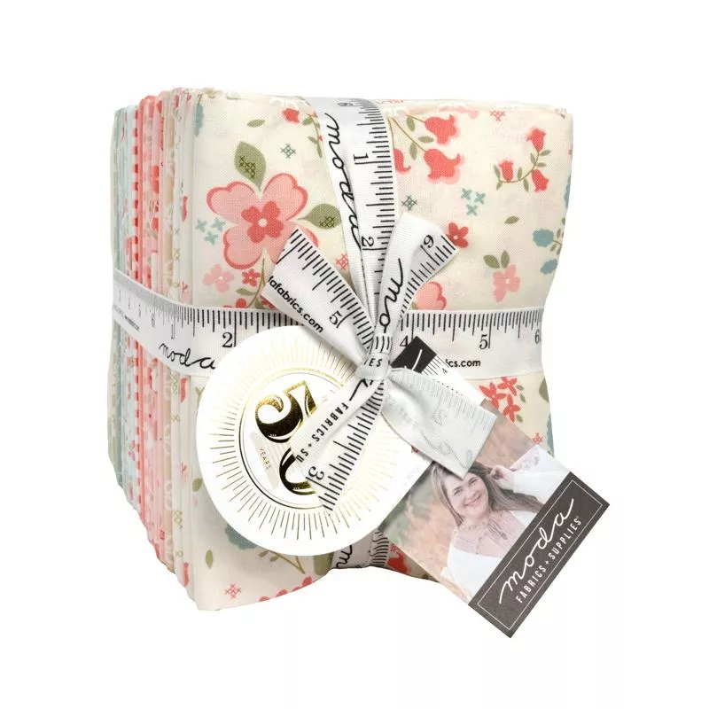 (37) Sunbonnet Fat Quarter Bundle Plus 1 Panel